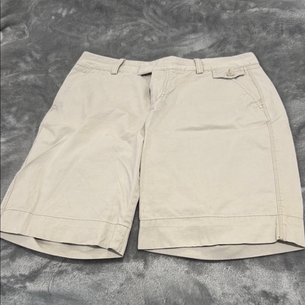 Dockers Bermuda Cream Shorts